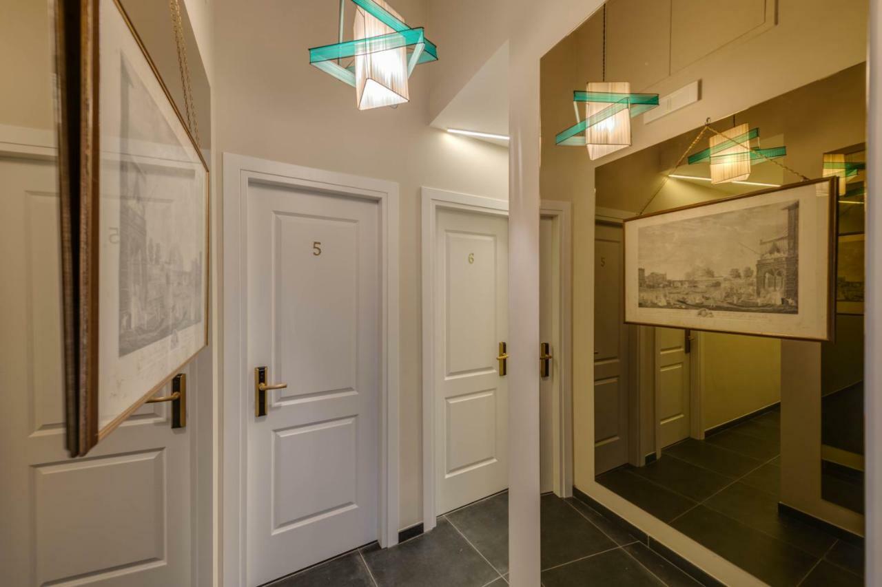 Adrianus Hotel Roma Eksteriør bilde